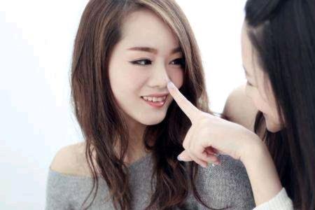 为什么女人容易爱上闺蜜