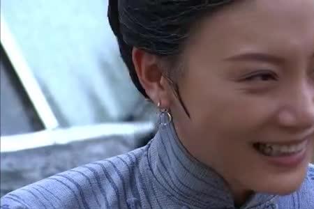 铁梨花六太太是谁