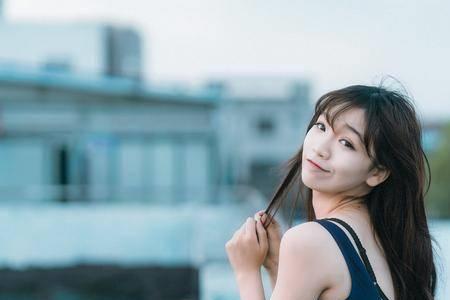 女生发天气好奇怪怎么回