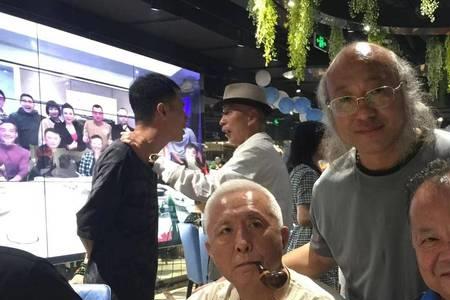 李云飞画家的画值得收藏吗