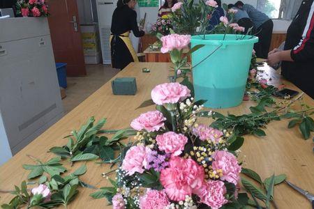 花泥泡多久才可以插花