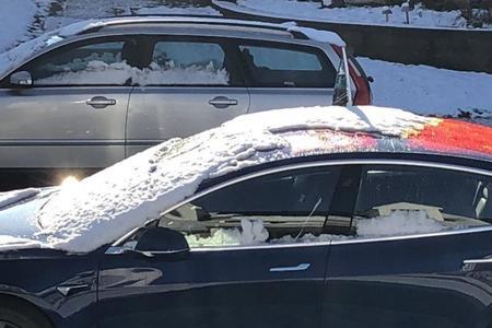 特斯拉model3雨刮深按不出水