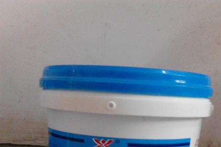 防水涂料袋装跟桶装的区别