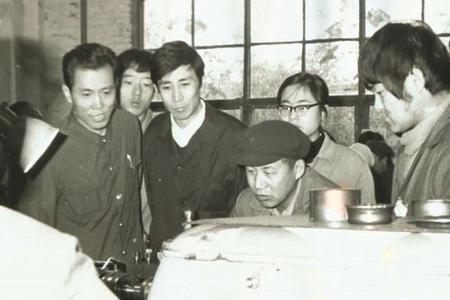 80年代工厂上班广播曲
