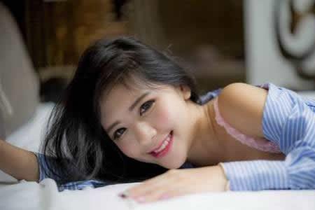 女人暗示你亲近她10个表现