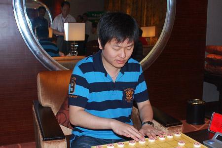 象棋大师洪智拿过几次全国冠军
