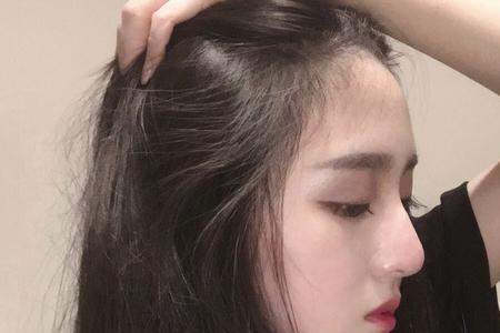 女孩子说我高冷是什么意思