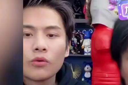 疯狂小杨哥直播号是哪个