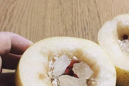 嘎吱嘎吱嚼冰糖前一句