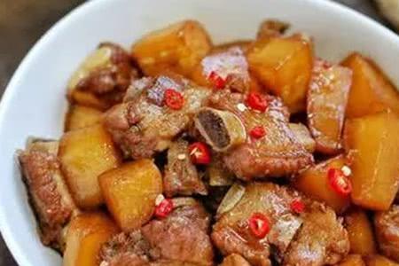 排骨炖什么菜好吃
