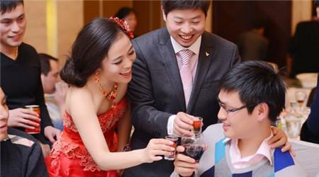 回复别人请恰结婚酒的祝福语