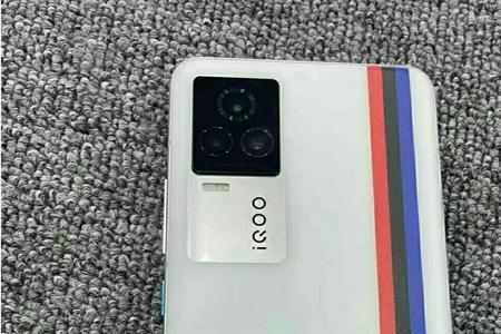 vivoiqoo7传奇版和普通版有什么区别