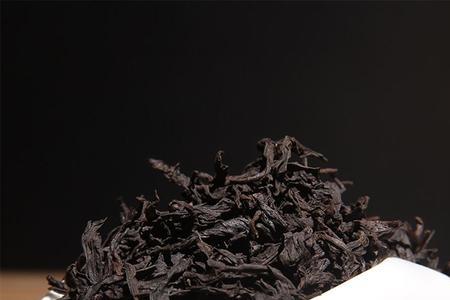 武夷岩茶提香烘焙温度和时间