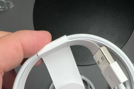 airpods带不带数据线