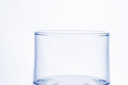 一杯水重250克杯子多重