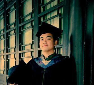 jy是哪个大学的