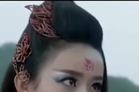 花千骨变成妖怪是哪一集