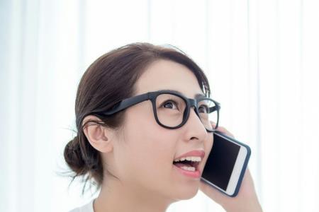 内向女生会和男生对视吗
