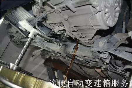 汽车咔咔响什么原因