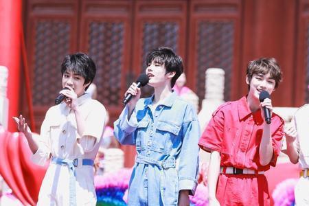 时代少年团戏曲装是哪个物料