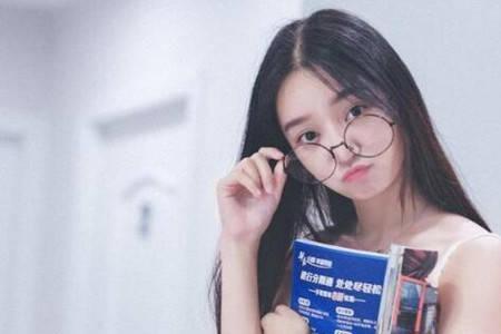 女生说不合适该不该要回礼物