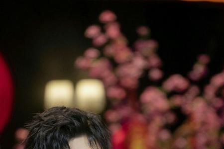 郭文韬只读了本科吗