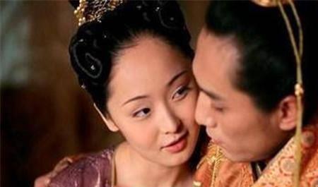 主角叫赵昀严诗情重生小说