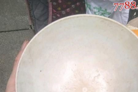 捡别人家的旧碗好不好