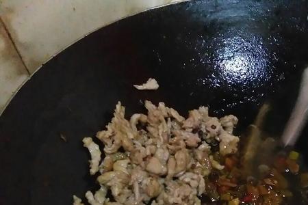 炒肉丝需要多大火