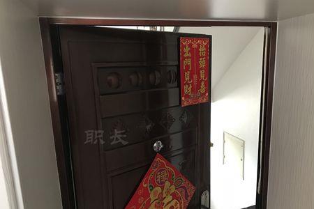 开发商入户门给内开怎么投诉