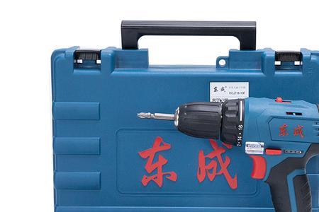 东成电池第一次充多久