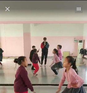 翻点转跳技巧