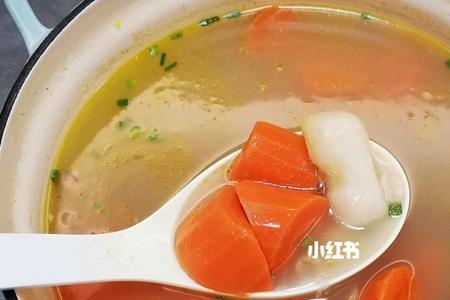 排骨汤放胡萝卜汤会变色吗