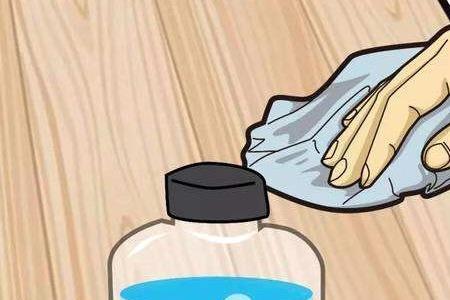 医用酒精的溶质和溶剂分别是