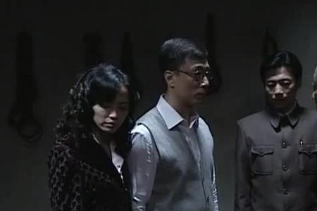 潜伏翠平被炸是哪集
