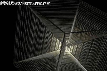 存在于三维空间的五维生物