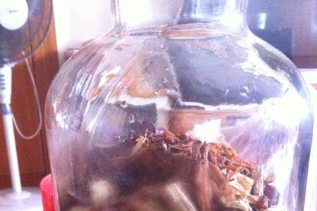 红桃K十三酒可以放多少冰糖