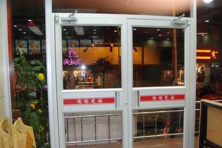 肯德基门和无框门的区别