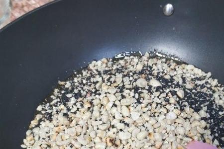 木糖醇花生芝麻糖做法