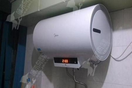 热水器可以插在拖线板上吗