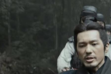 荀诩中了毒箭为什么没死