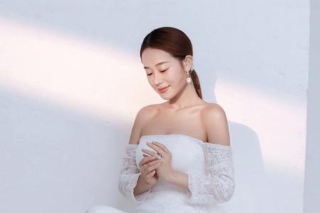 男生朋友圈发婚纱照配文字