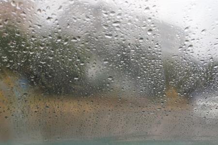 下雨过后车辆需要开动一下吗