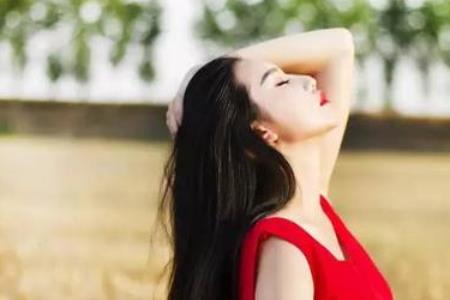 天天晒吃喝的女人是什么样的人