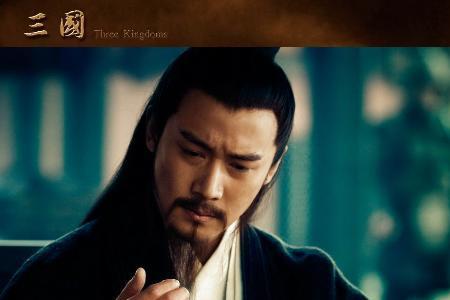 新三国演义什么时候上映
