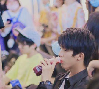 黄宇航为什么改名孙亦航