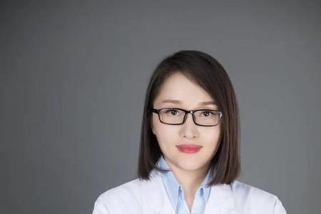 汤臣青颜创始人是谁