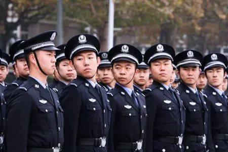 警校女生毕业可以当教官吗