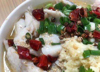 隆力奇酸菜鱼怎么做