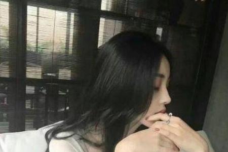 霸气句子女生超拽冷酷